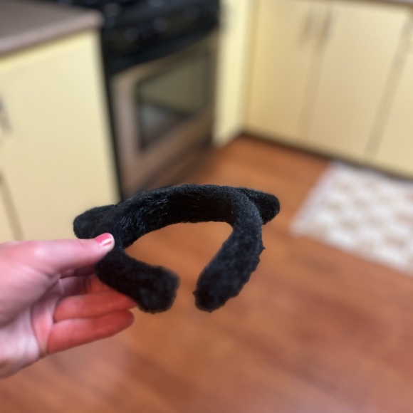 Black Cat Ear Headband - Picture 4 of 6